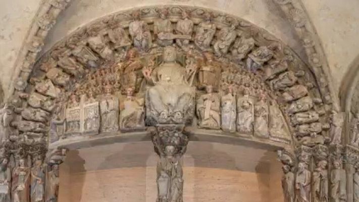 Telediario 1 - El Pórtico de la Gloria de Santiago cómo nunca lo han visto