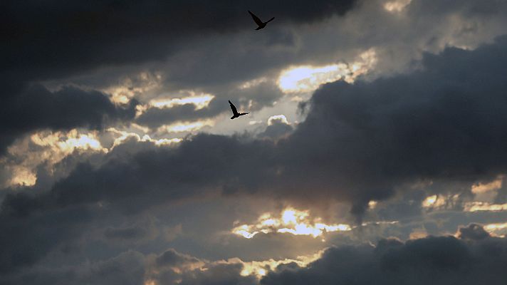 El tiempo - Chubascos y tormentas en noreste peninsular, especialmente en Cataluña