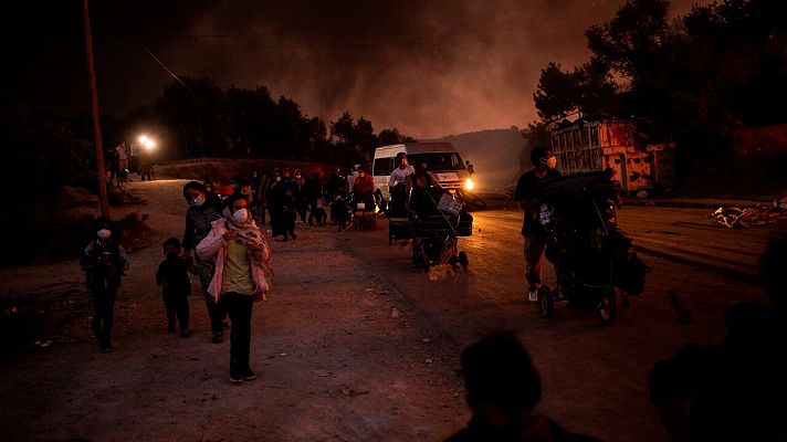 Telediario 1 - Un nuevo incendio vuelve a azotar el campo de refugiados de Lesbos