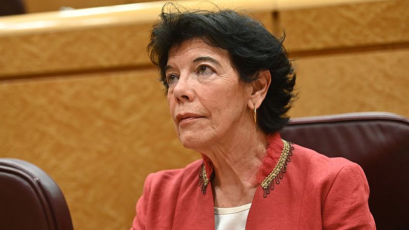 Celaá: "Las reuniones sobre la vuelta al colegio empezaron en mayo"