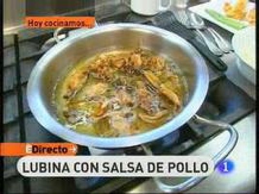 Lubina con salsa de pollo