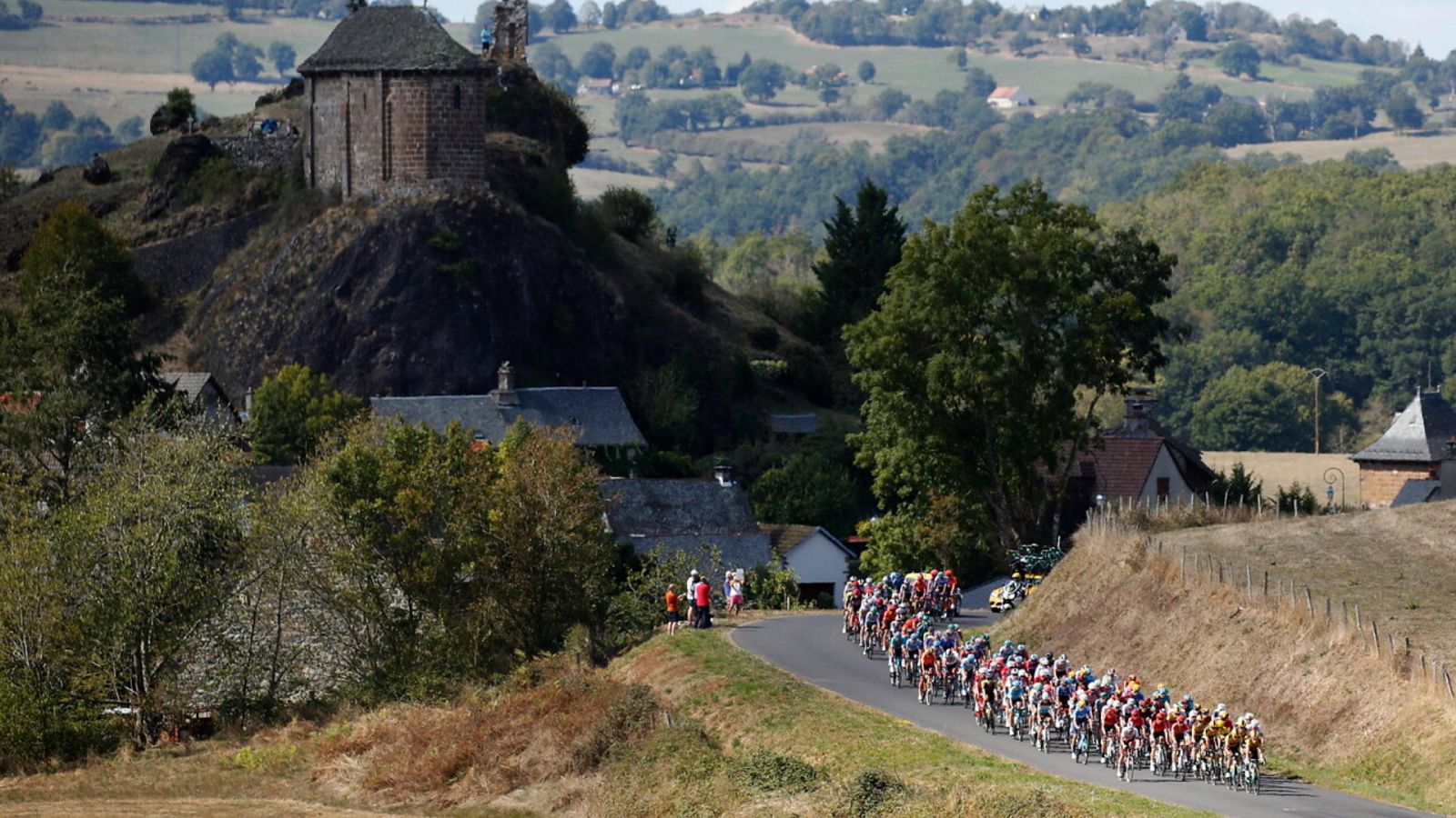 Ciclismo -13ª etapa: Châtel-Guyon > Puy Mary Cantal - RTVE.es