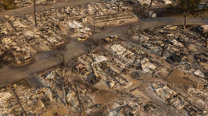 El fuego en la costa oeste de EE.UU. deja decenas de muertos