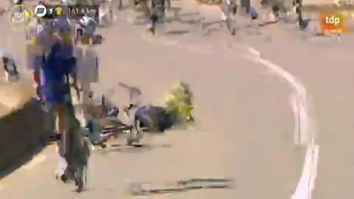 Tour de Francia - Tour 2020 | El colombiano Higuita abandona entre lágrimas el Tour tras caerse dos veces en la etapa 15
