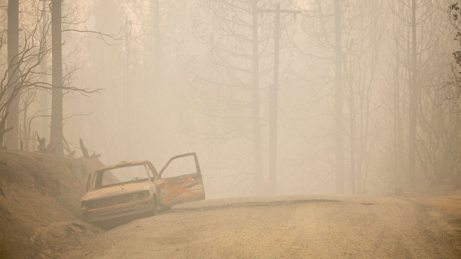 El fuego se ceba en California con cerca de un millón de hectáreas calcinadas