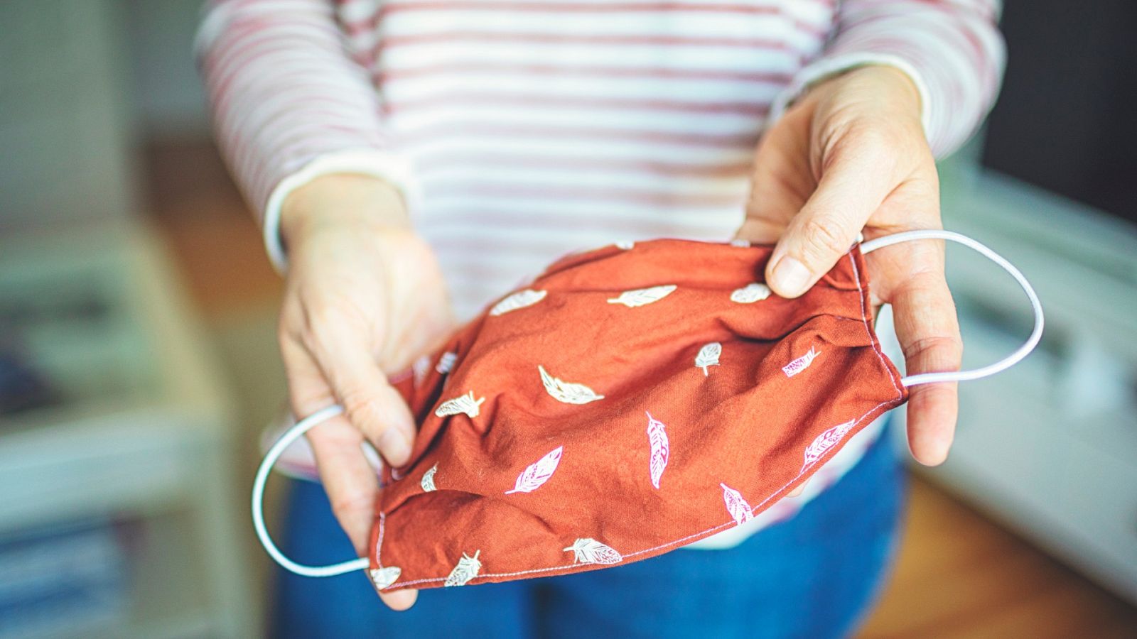 ¿Qué mascarillas no debemos usar? Boticaria García responde