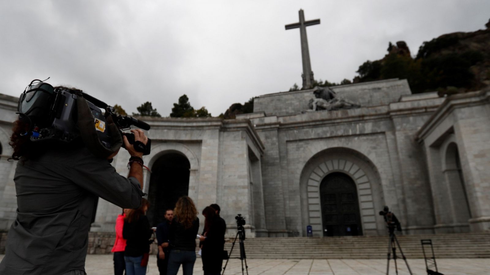 La Ley de Memoria Democrática permitirá ilegalizar asociaciones franquistas y declarar "nulos de pleno derecho" los juicios del franquismo