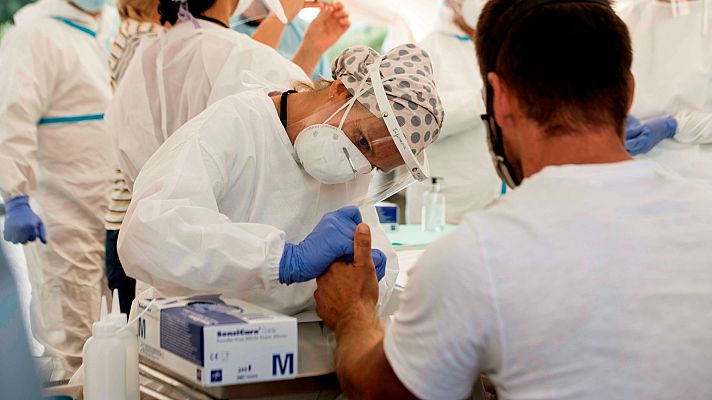 Telediario 1 - Casi uno de cada cuatro pruebas PCR que se hacen en Madrid da positivo