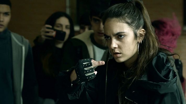 HIT - HIT presencia la primera pelea en el Anne Frank