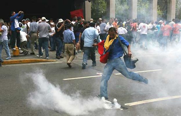  - Contra la ley educativa en Caracas