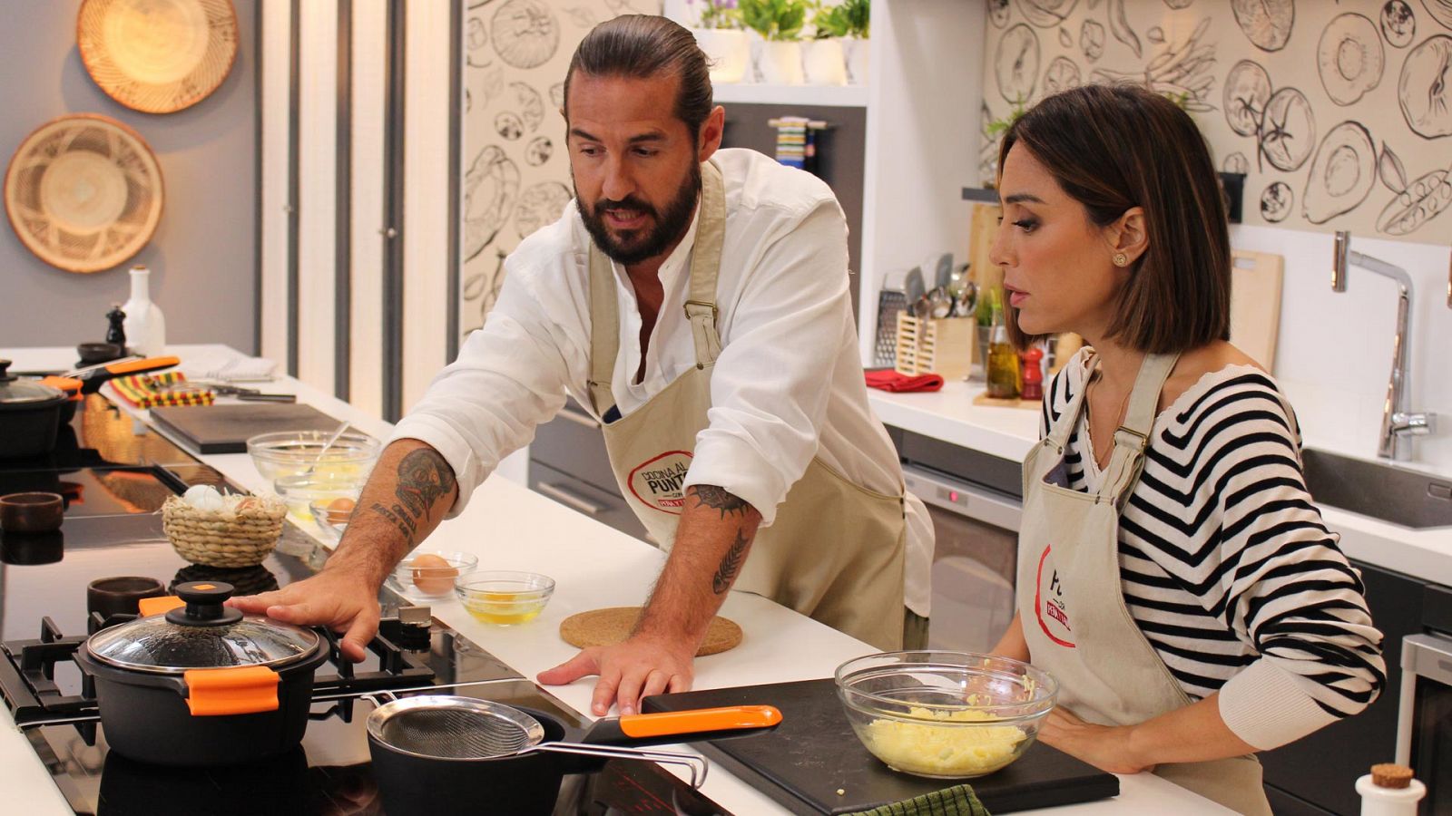 Cocina al punto con Peña y Tamara - Huevo - RTVE.es