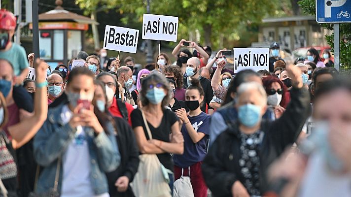 Sindicatos, asociaciones y partidos piden un plan para afrontar la pandemia en Madrid y convocan una protesta