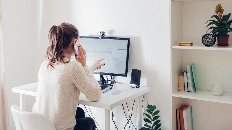 El Gobierno aprueba la ley del teletrabajo y prorroga el plan 'Me Cuida' | Ver