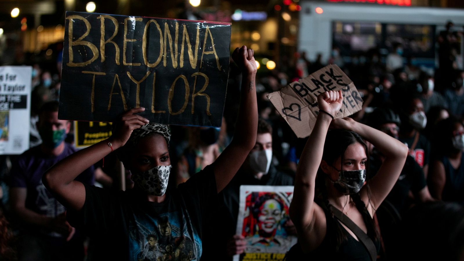 Dos heridos de bala en las protestas por la muerte de Breonna Taylor en Kentucky