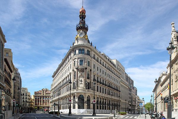 Madrid estrena lujo con un nuevo hotel de cinco estrellas