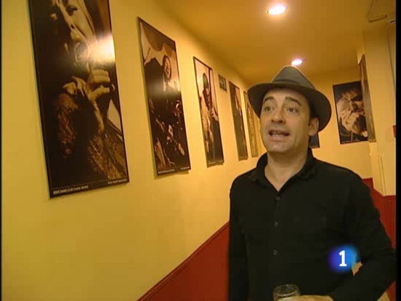 Tony Zenet, actor y cantante