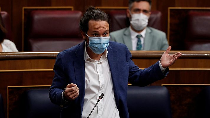 Iglesias pide "neutralidad" al rey y Garzón le acusa de "maniobrar contra el Gobierno" tras la llamada a Lesmes