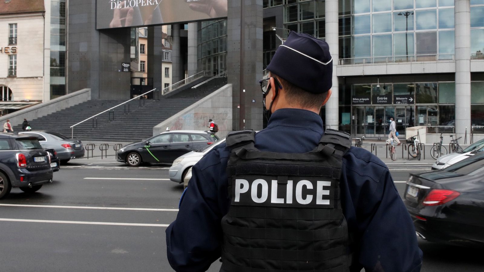 Siete detenidos por el atentado islamista cerca de Charlie Hebdo