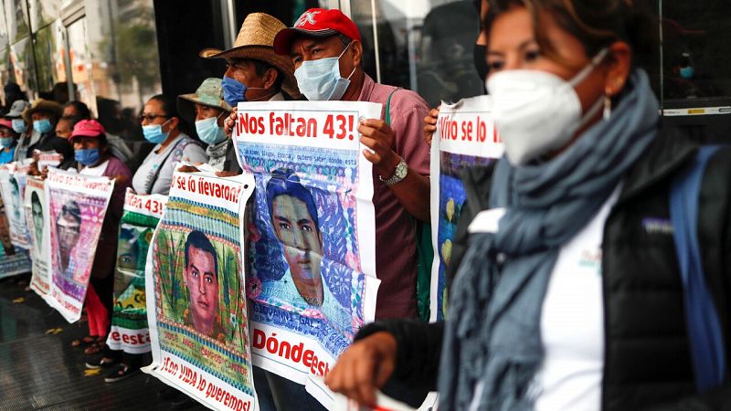 El Gobierno mexicano se compromete a detener a los culpables de la desaparición de los 43 estudiantes de Ayotzinapa