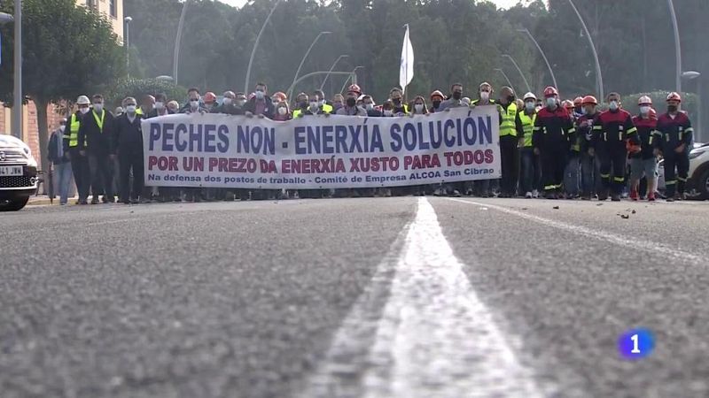 Protestas en Xove ante el fin del plazo para la venta de Alcoa