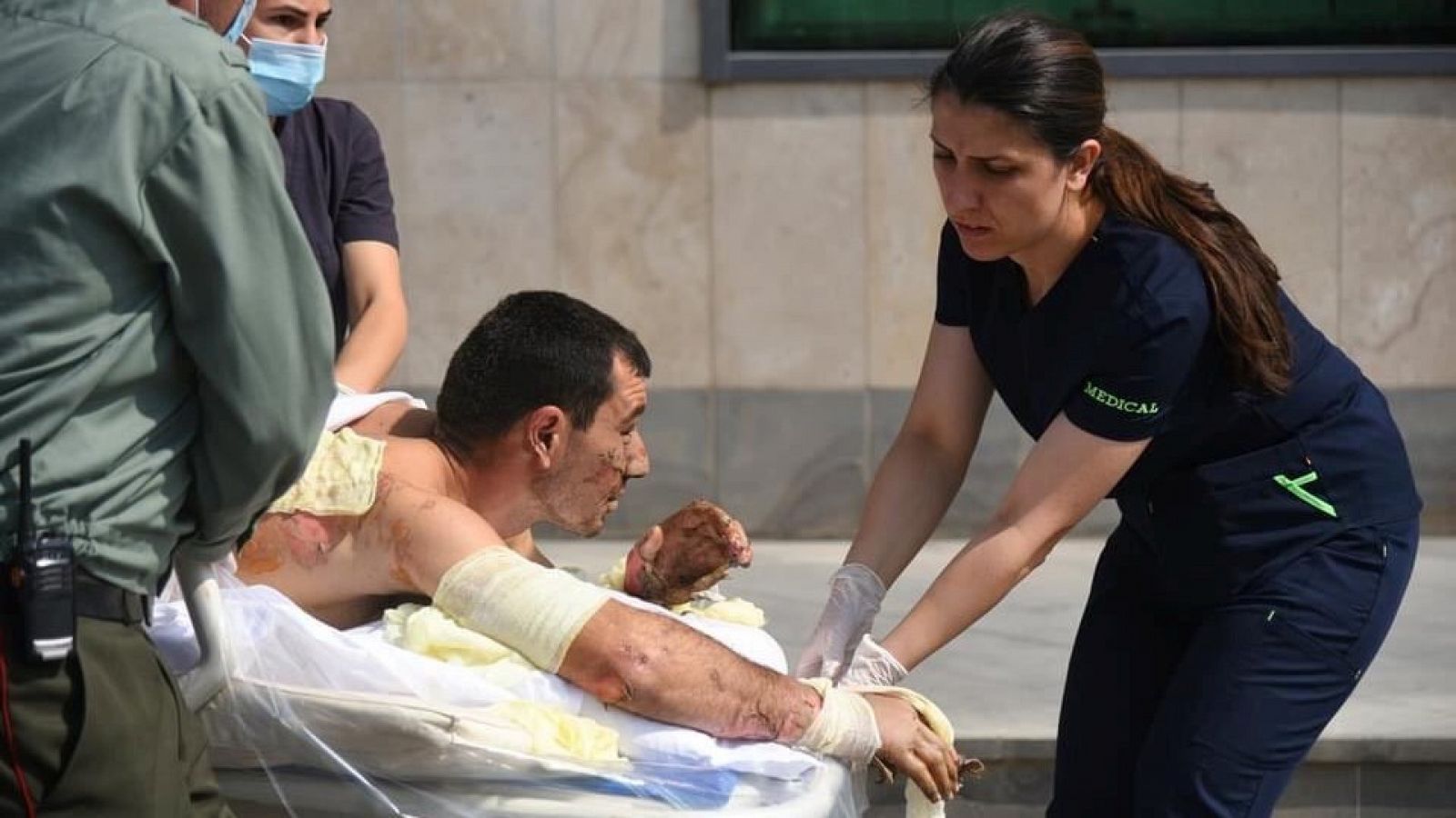 Tensión en el Cáucaso entre los ejércitos de Armenia y Azerbaiyán - Informativo 24h | Ver