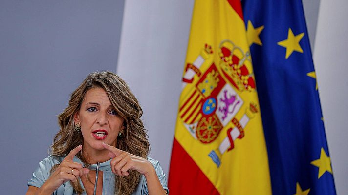 Informativo 24h - Yolanda Díaz: "Este acuerdo protege y defiende a las empresas y a los trabajadores"