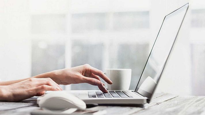 Informativo 24h - Carolina Darias: "El teletrabajo en las adminstraciones públicas será voluntario y reversible"