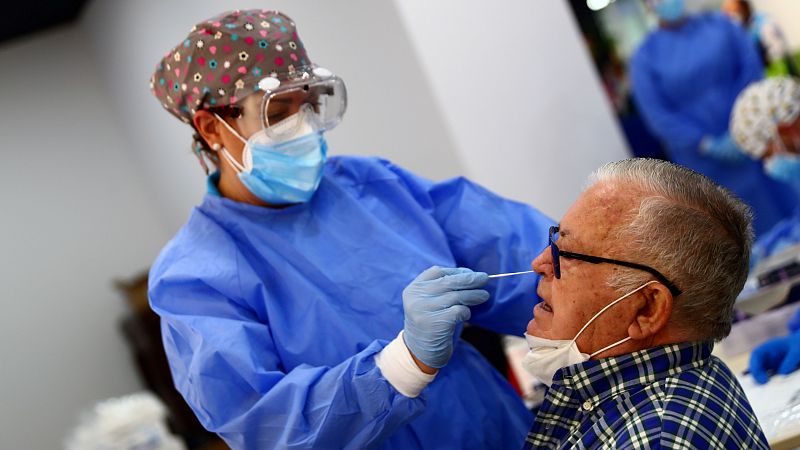 Coronavirus - Comienzan en Madrid los cribados masivos con los nuevos test de antígenos - RTVE.es - Telediario 1 | Ver