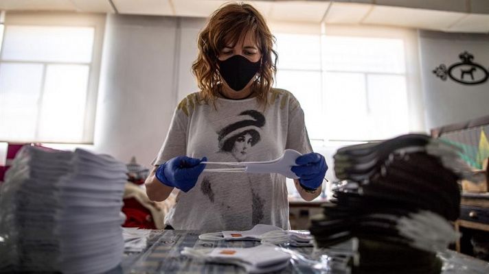 Telediario 1 - El gasto en mascarillas de los hogares supera al recibo de la luz