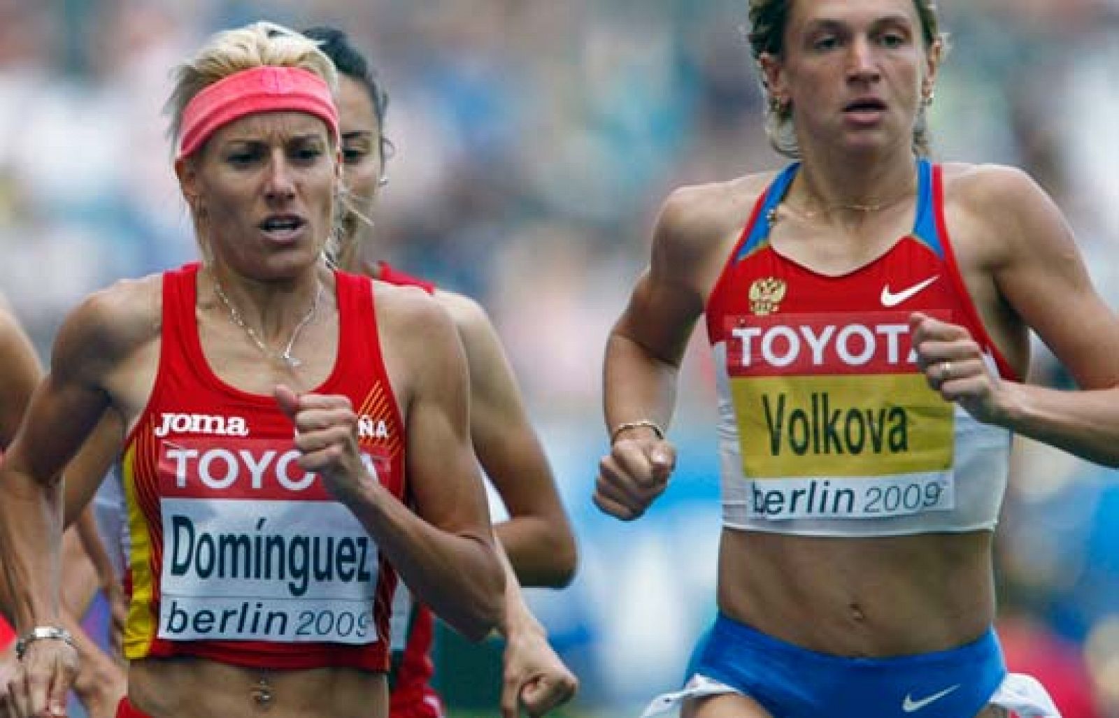 La palentina Margarita Domínguez y Eva Arias se clasifican para la final de los 3.000 metros obstáculos.  