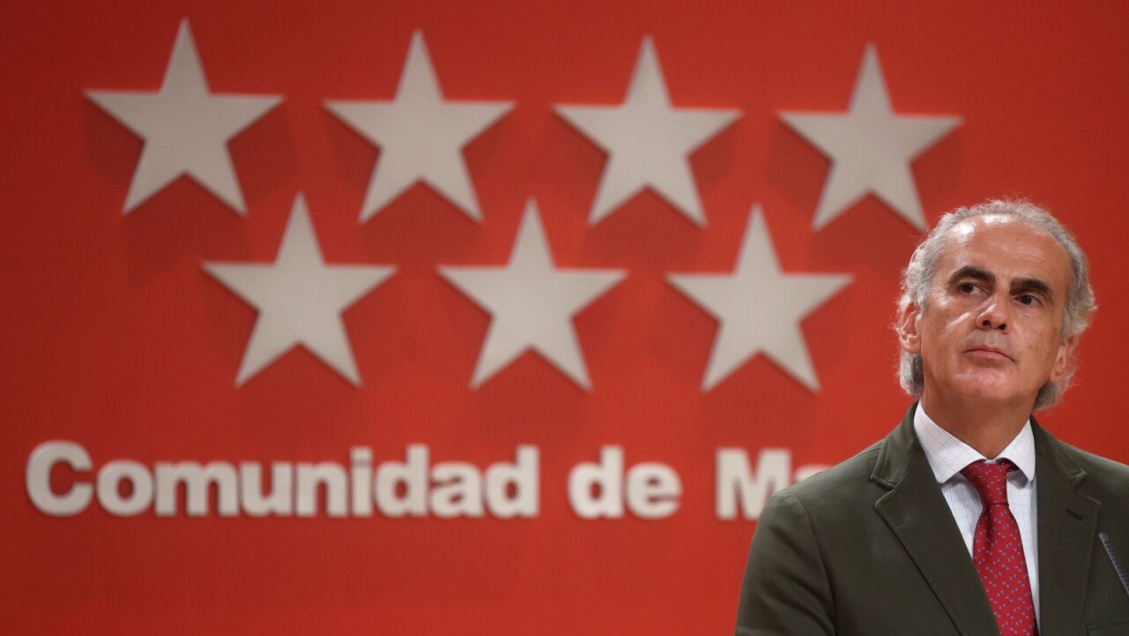 Escudero: "Es falso que sea una decisión colegiada y que la Comunidad se mostrase satisfecha"