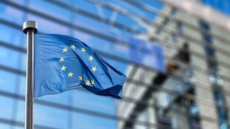 Bruselas publica un informe sobre el Estado de Derecho en los países de la Unión Europea - RTVE.es - Telediario 1 | Ver