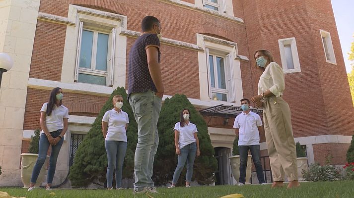 Comando Actualidad - Próximamente... "El virus en el bolsillo"