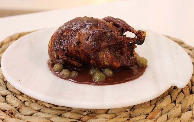 RTVE Cocina - Pichón con salsa de vino y uvas glaseadas