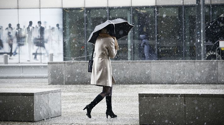 Lluvias fuertes este jueves en tercio norte y descenso térmico en el interior