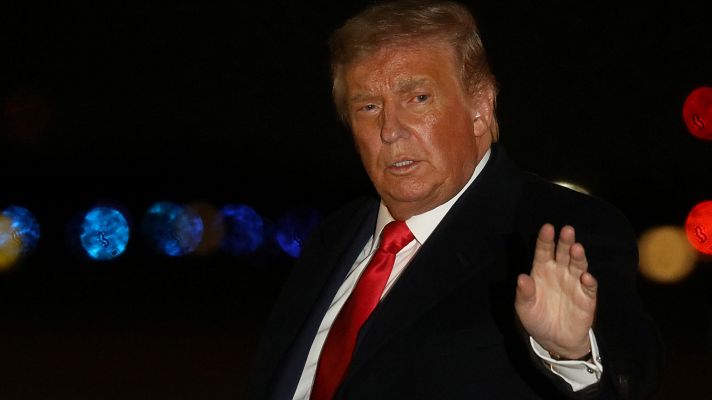 Telediario 1 - El presidente de EE.UU., positivo y en cuarentena por coronavirus