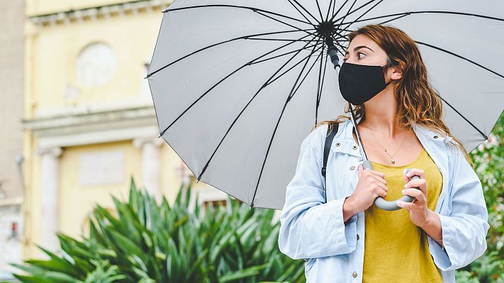 Las mascarillas mojadas no protegen contra la COVID-19