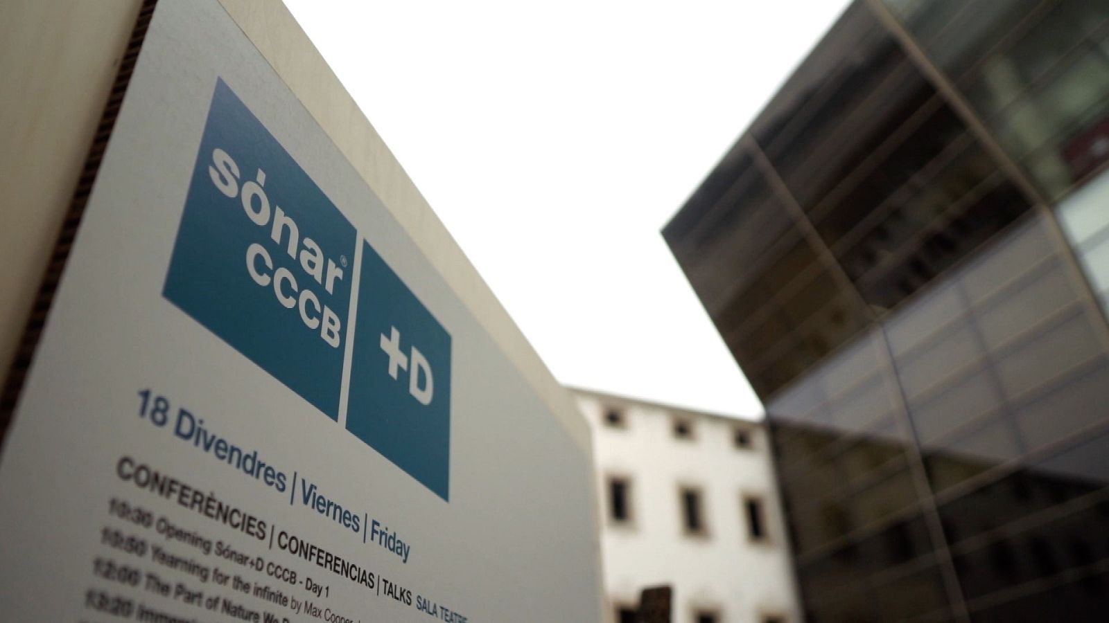 Zoom Net - Sónar+D, Tell Me Why, Leica M10-R y futuros líderes - ver ahora