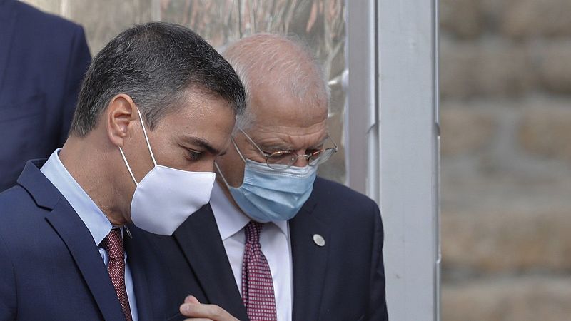 Sánchez convoca una conferencia de presidentes sobre los fondos europeos a la que asistirá la presidenta de la Comisión Europea - Informativo 24h | Ver