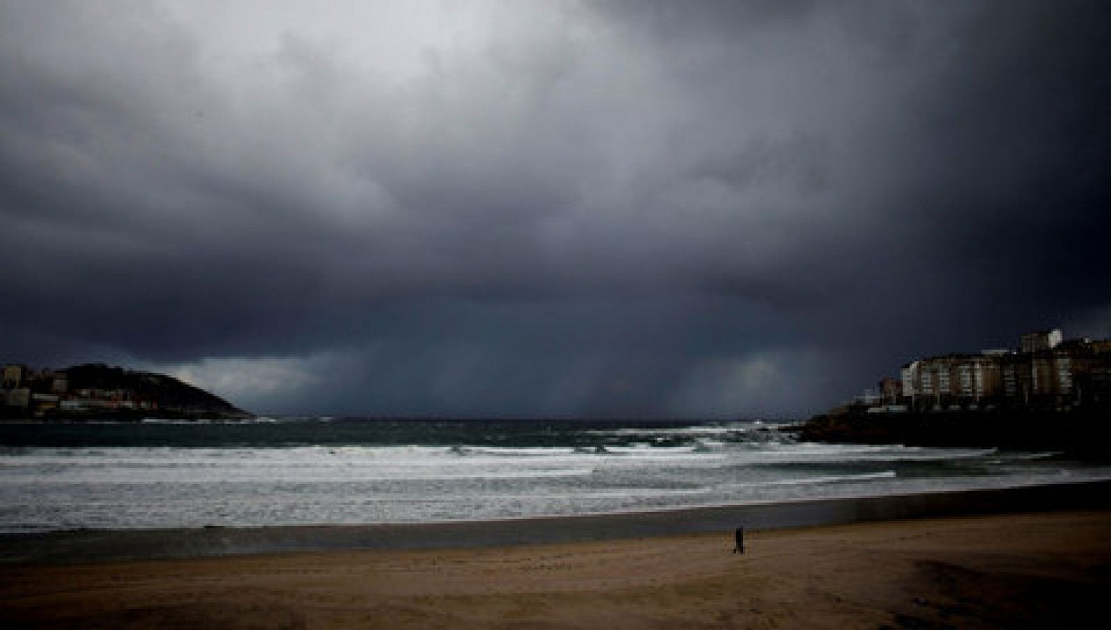 La fuerte borrasca mantiene en alerta a ocho comunidades autónomas - RTVE.es