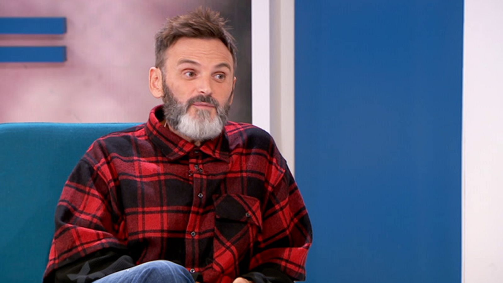 Cine de barrio - Los Pecados de una chica casi decente (presentación) - ver ahora