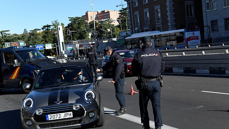 Más de mil agentes realizan controles en los municipios con restricciones de Madrid