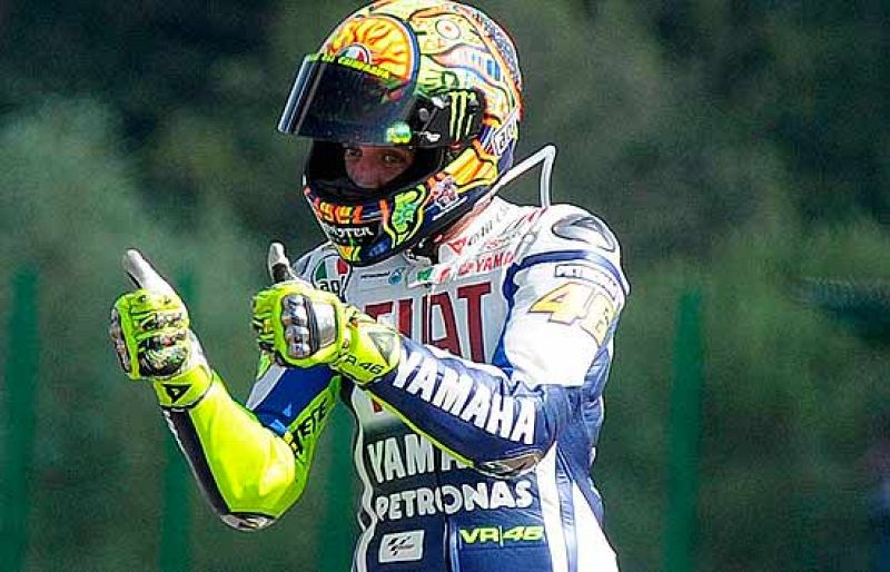 Valentino Rossi prefiere mostrarse cauto a la hora de afirmar que ya tiene el título en el bolsillo, y afirma que Jorge Lorenzo es un rival "fortísimo".