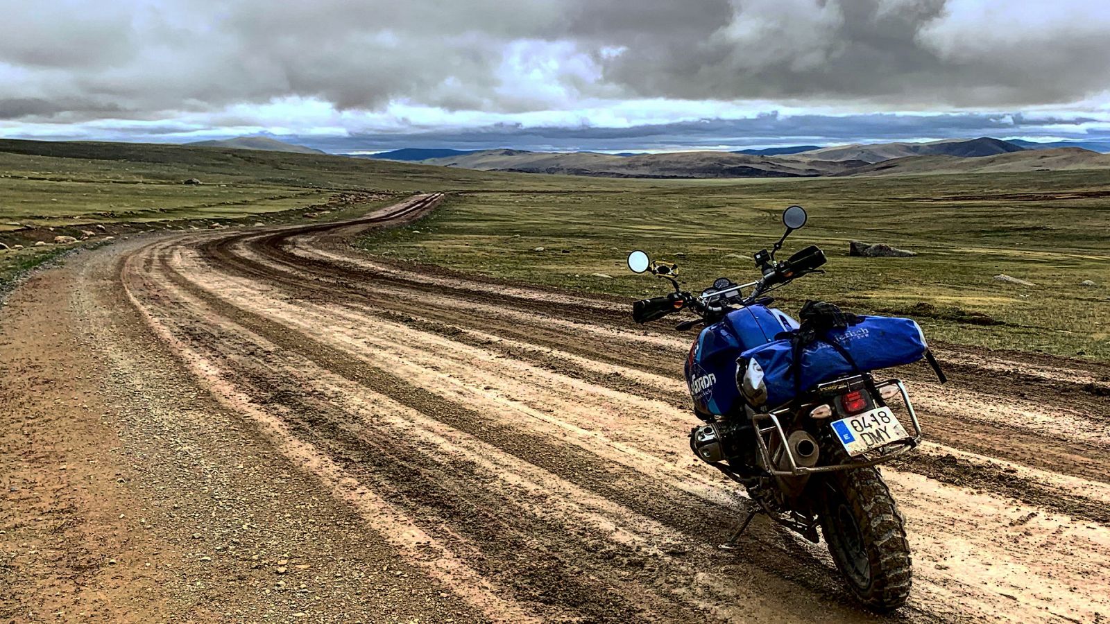 Diario de un nómada - Las huellas de Gengis Khan: La caótica frontera de Mongolia - RTVE.es