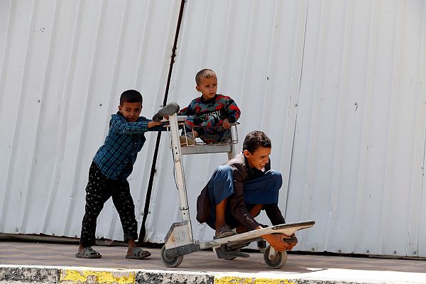 Telediario 1 - Yemen, una guerra con víctimas muy jóvenes