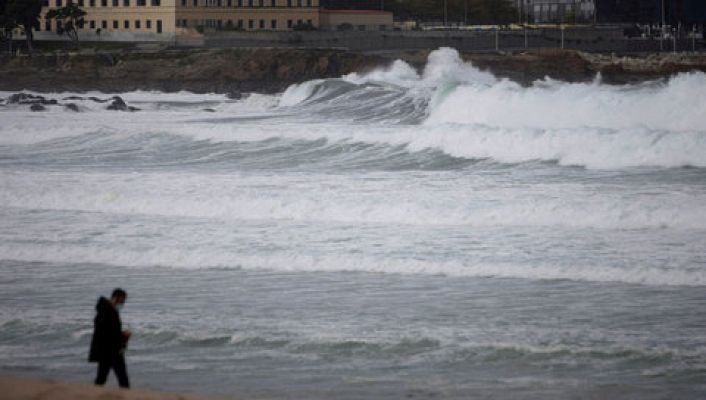 El tiempo - Cielos nubosos y  probables precipitaciones débiles y ocasionales