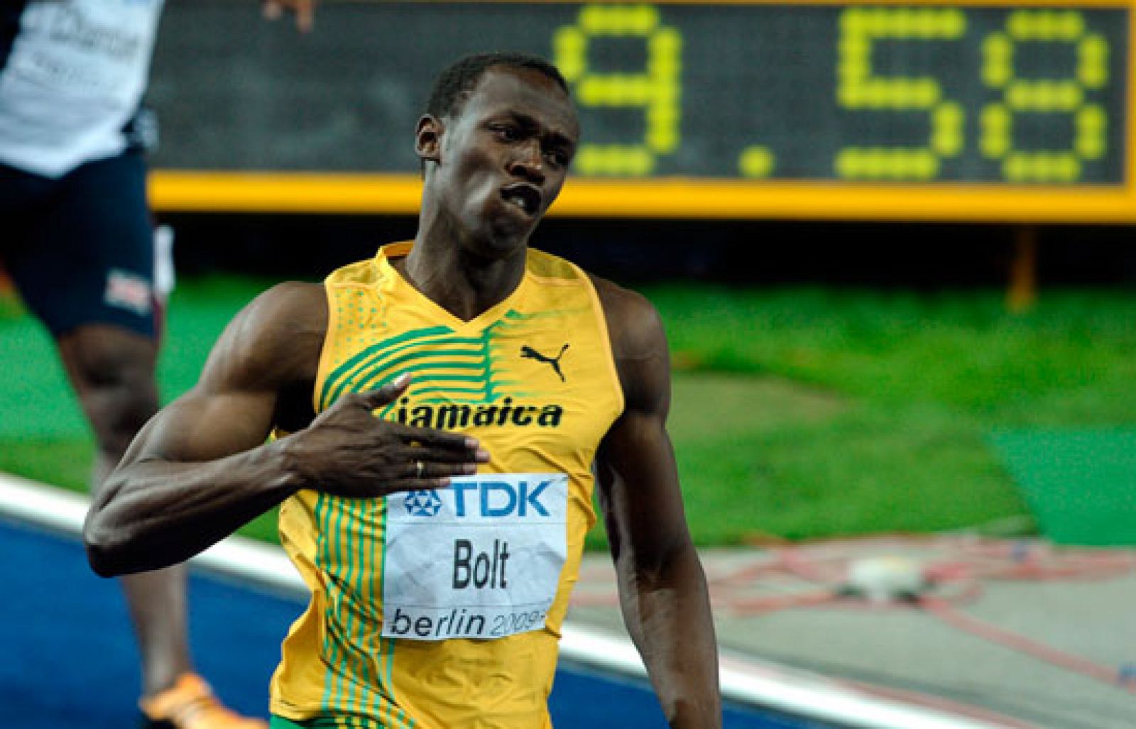 Usain Bolt en la final de los 100 metros lisos del Mundial de Berlín en 2009