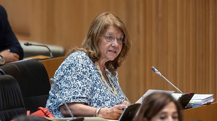 La hora de La 1 - El PP considera que el Gobierno "se está haciendo trampas al solitario" con el cuadro macroeconómico