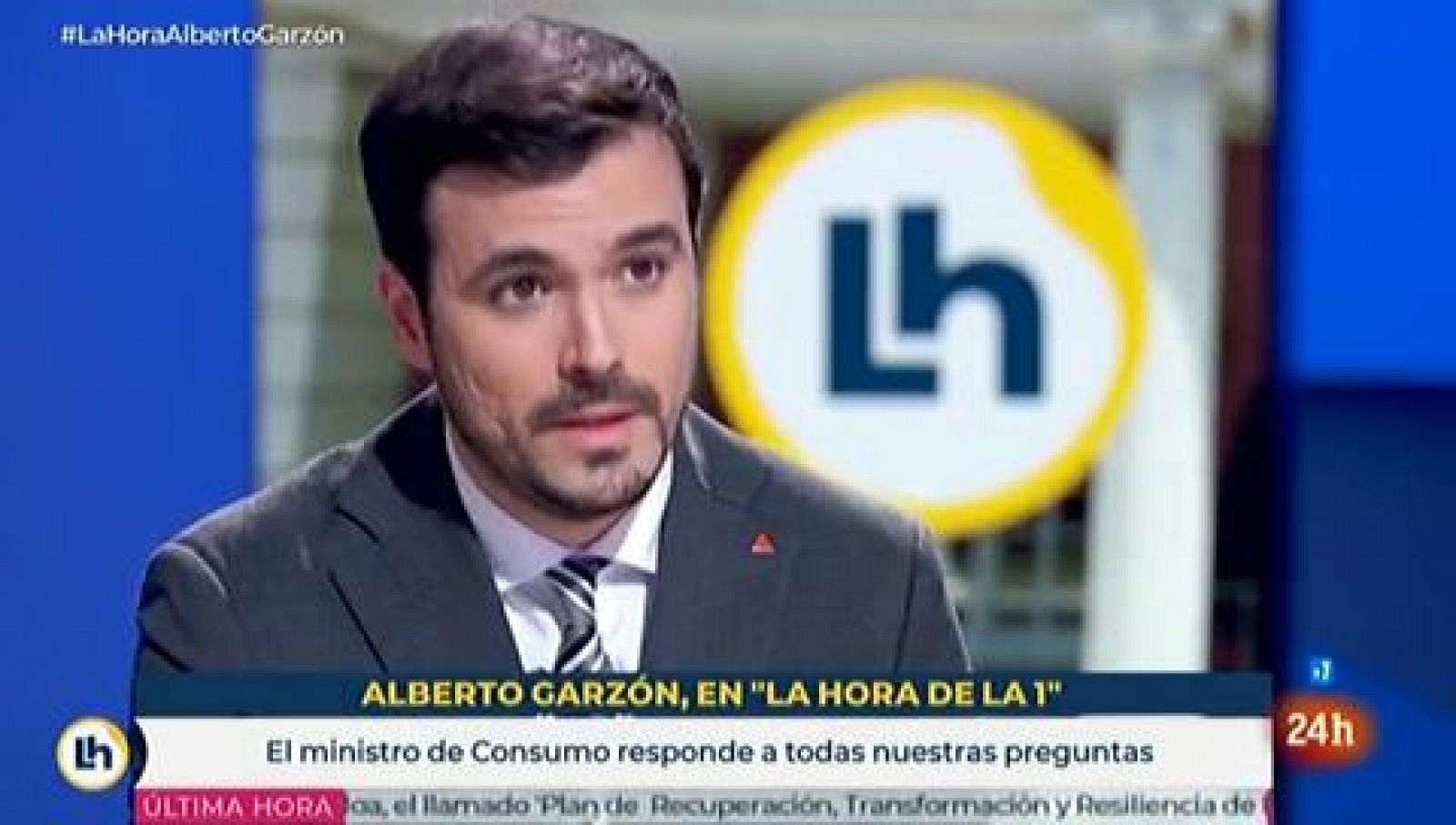  Garzón: "Estará prohibida la publicidad de casas de apuestas en las camisetas de fútbol"