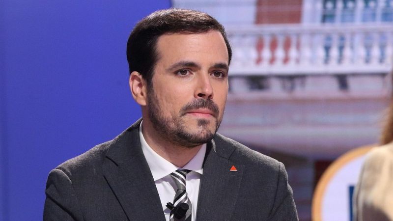 Garzón, sobre las casas de apuestas: "También estará prohibida la publicidad en las camisetas de fútbol"